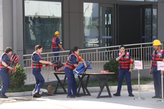 “以‘演’促防 以‘練’備戰(zhàn)”公司保稅區(qū)廠區(qū)開展2024年自然災(zāi)害（防臺風(fēng)、防汛）處置演練活動658.png